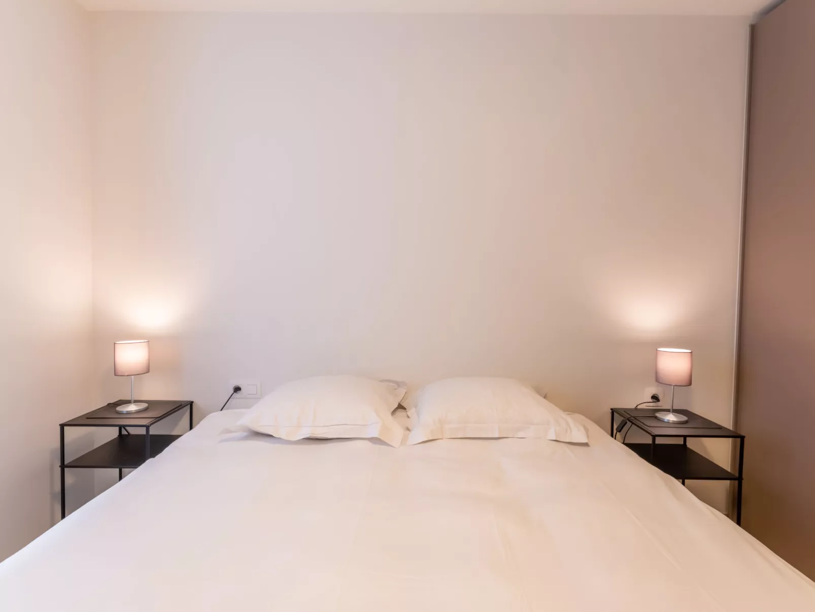 C-Dream I with lateral seaview-Binnen