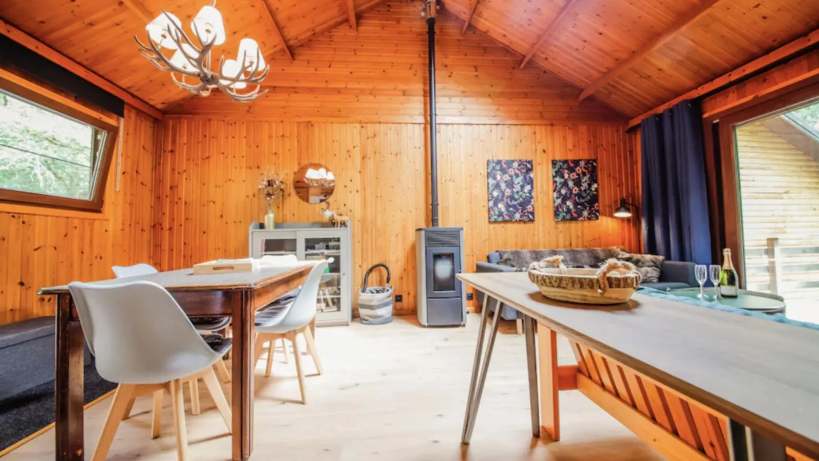 Le Beau Renard-Eetkamer