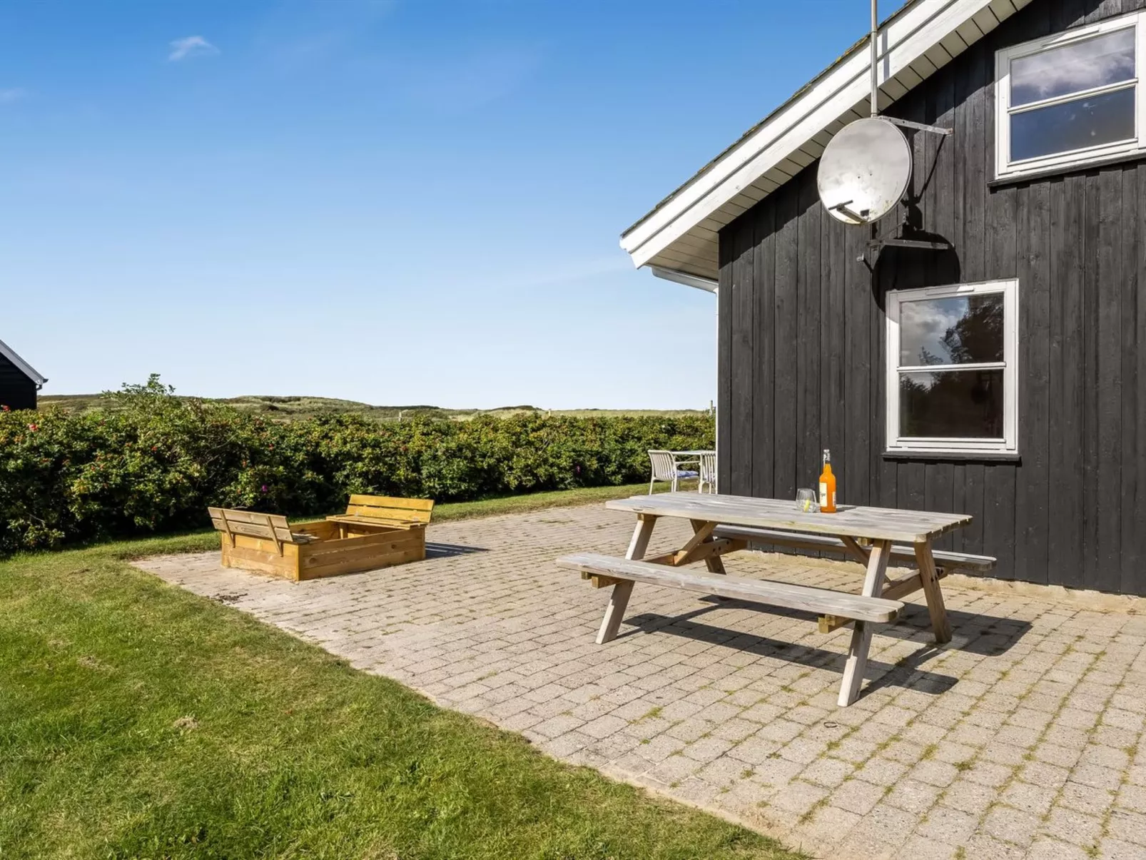 "Aiana" - 300m from the sea-Buiten