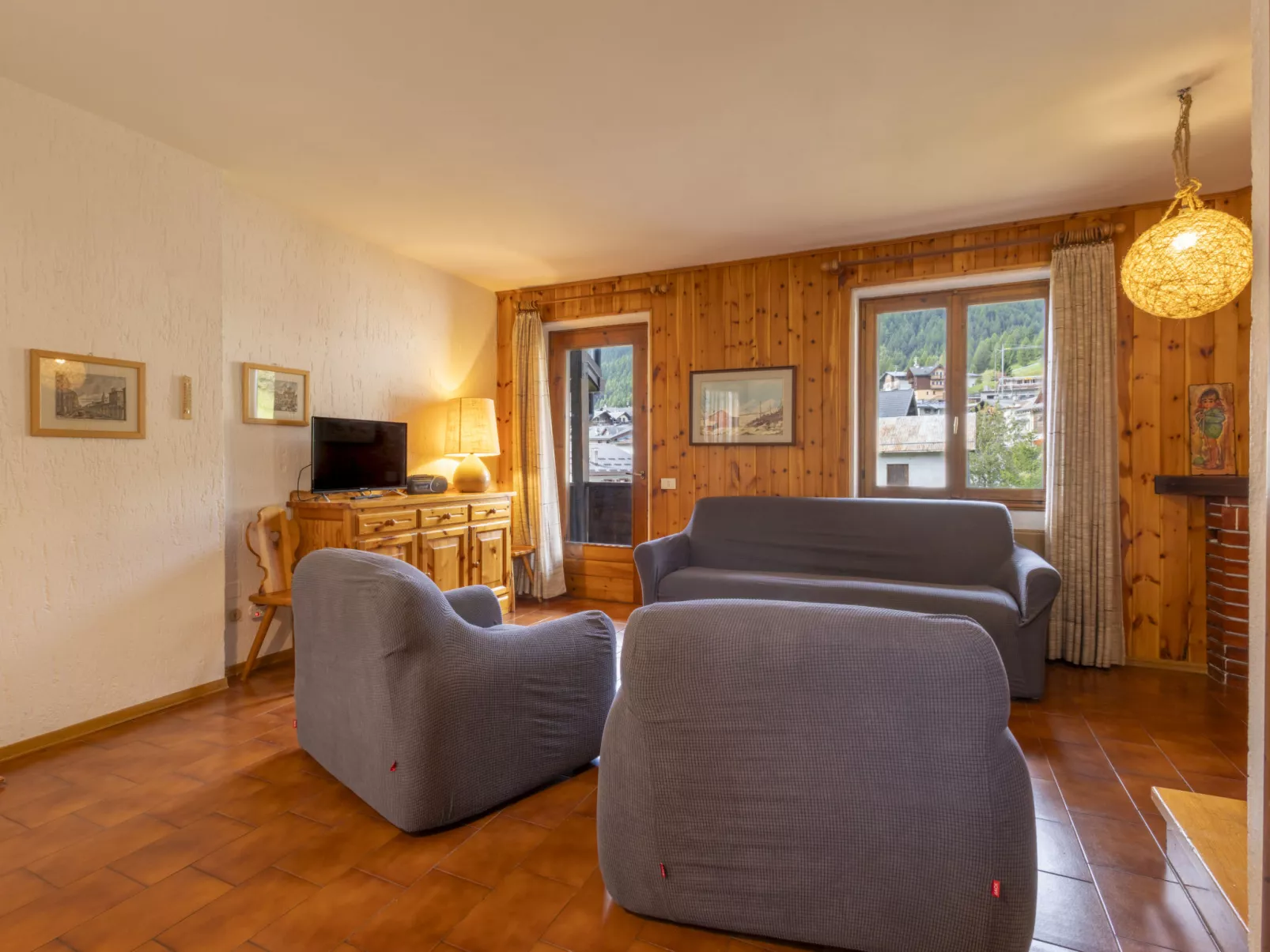 Oga Mountain Home-Binnen