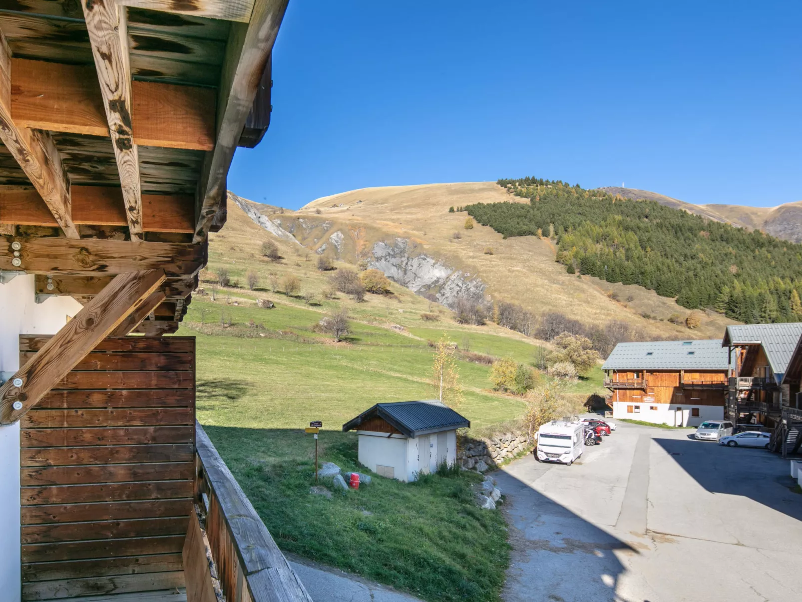 Les Marmottes-Buiten