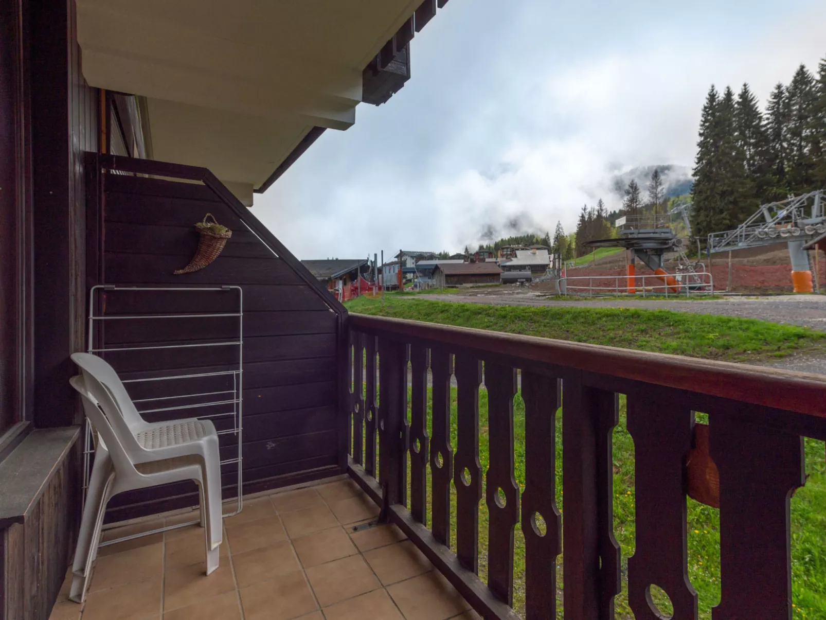 Grand Morillon-Buiten