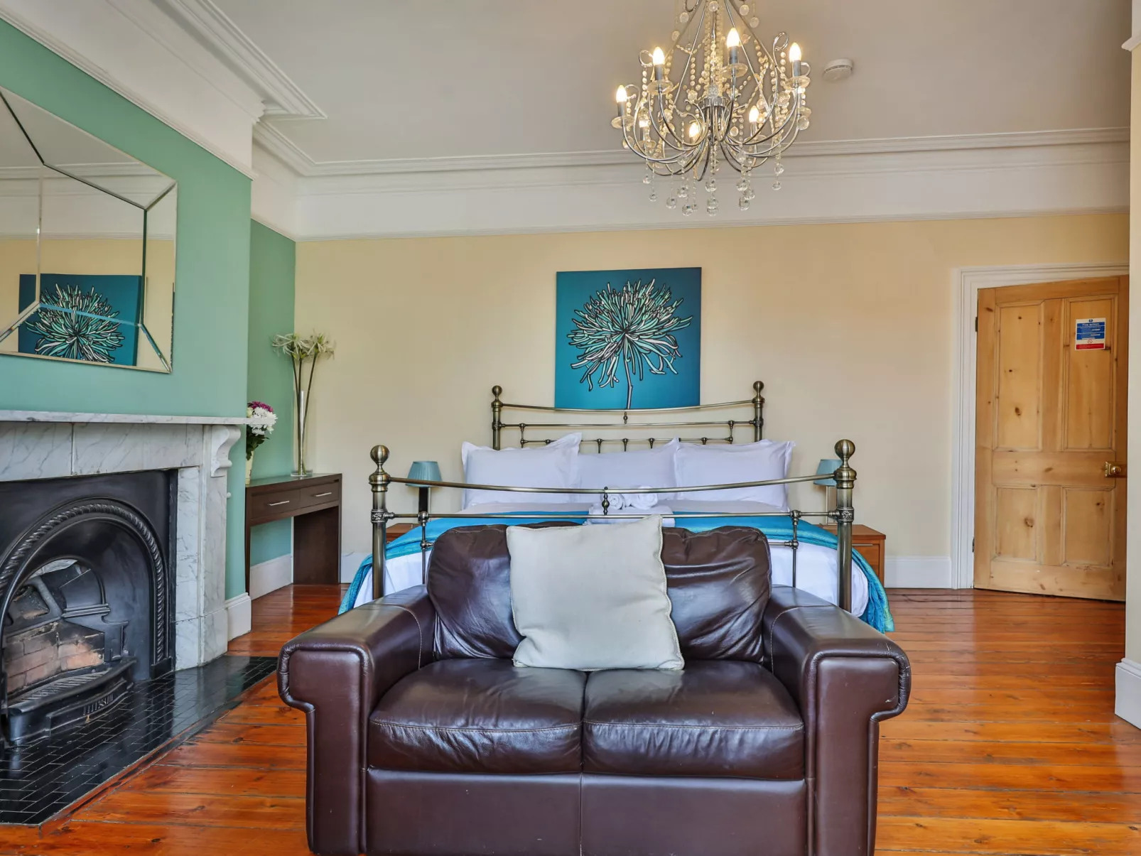 Adventure House-Binnen