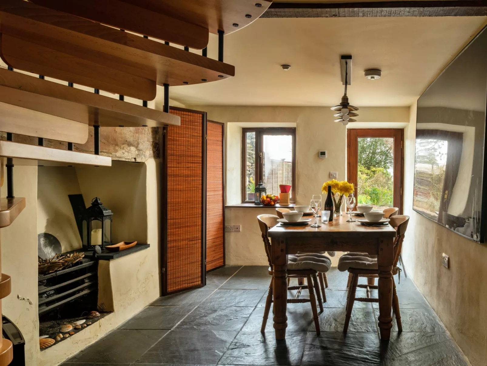 Dolwar Cottage-Binnen