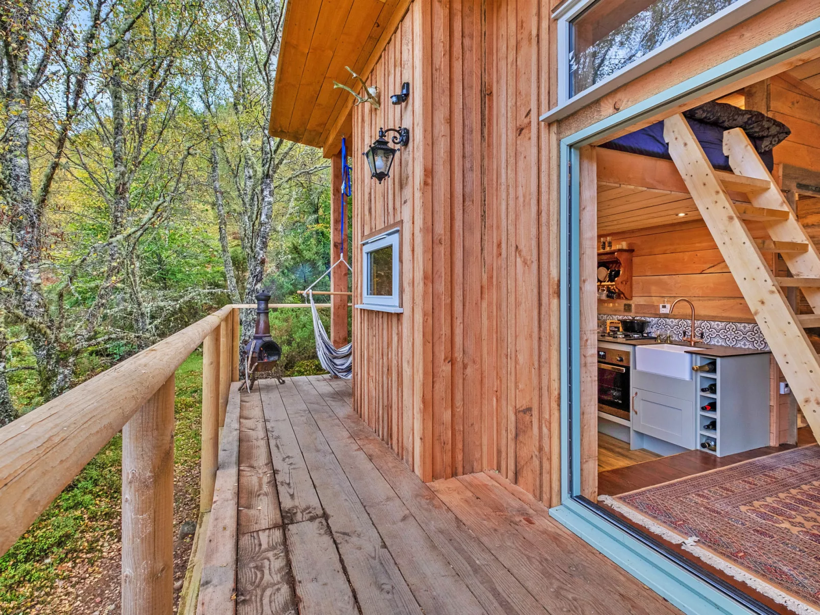 Cosagach Falls Cabin-Binnen