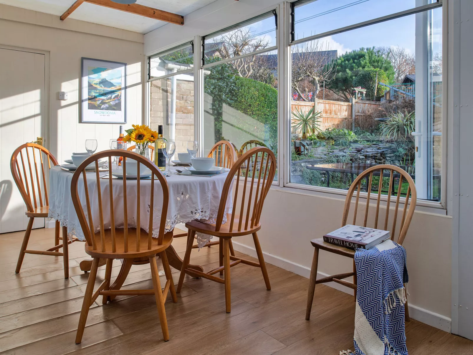 37 Bro Enddwyn-Binnen