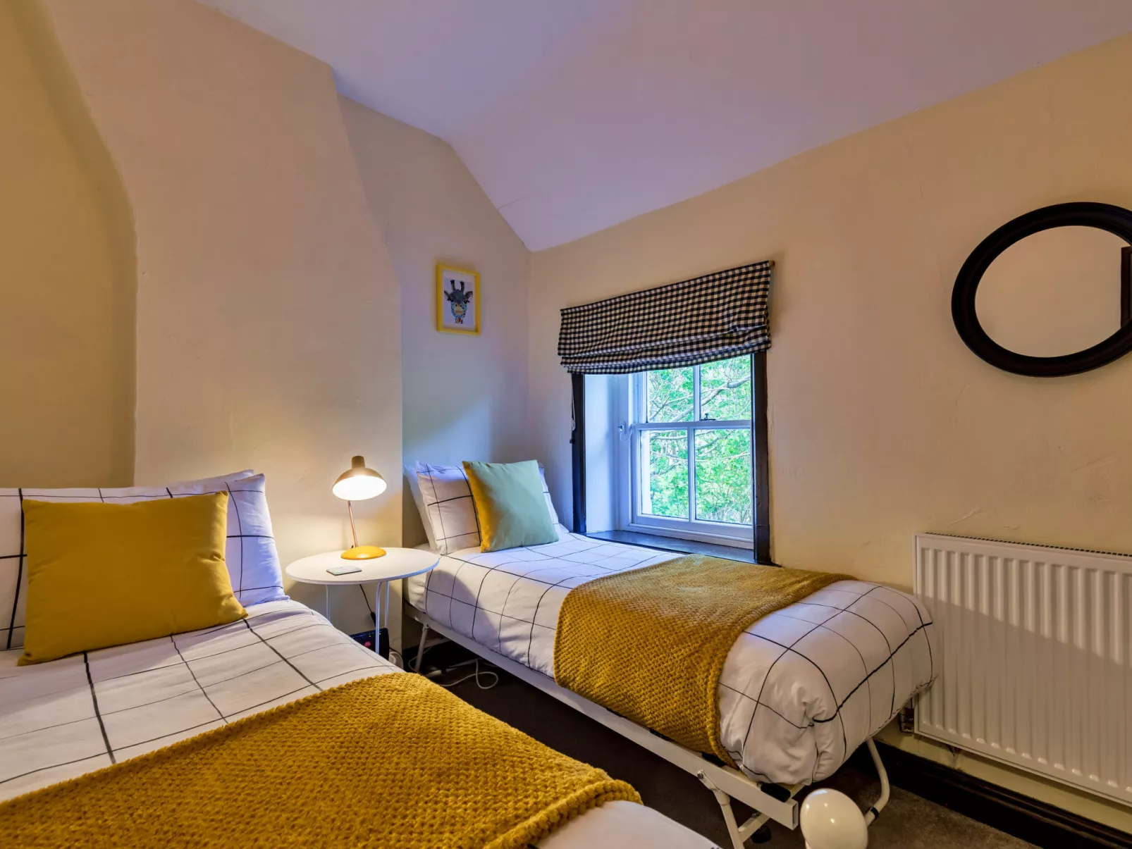 Spring Cottage-Binnen