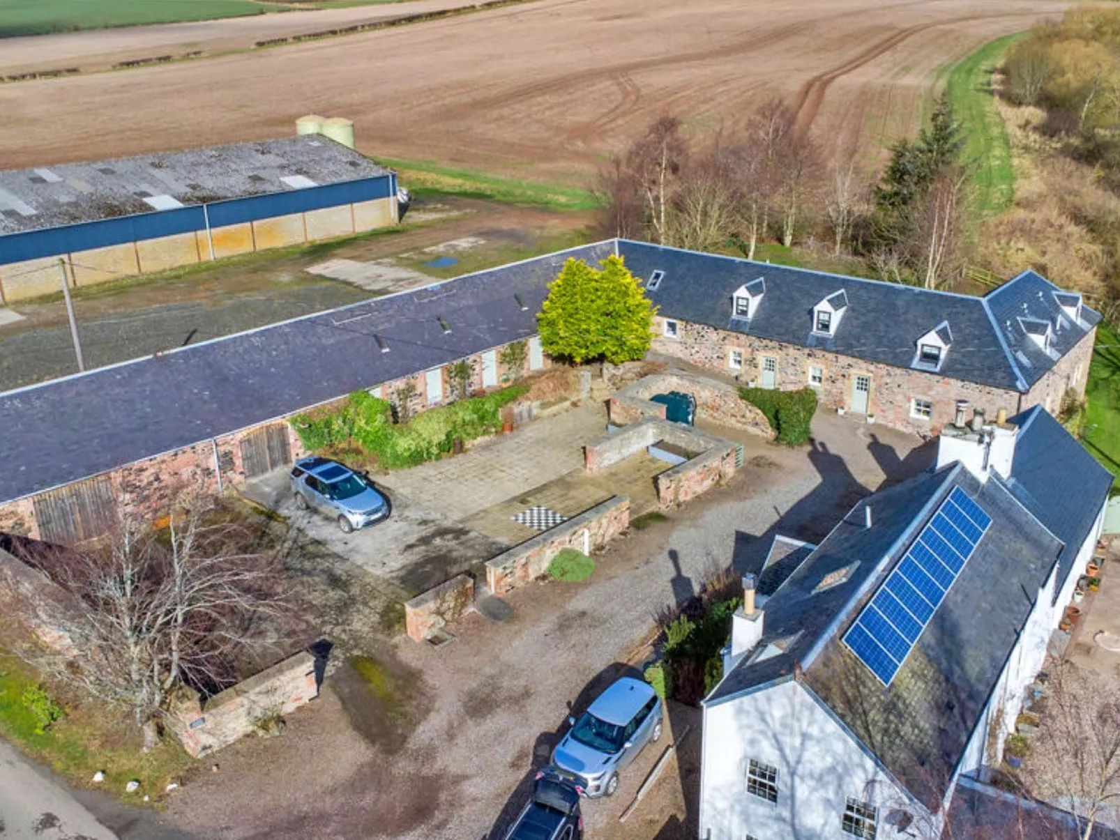 The Wheel House-Buiten