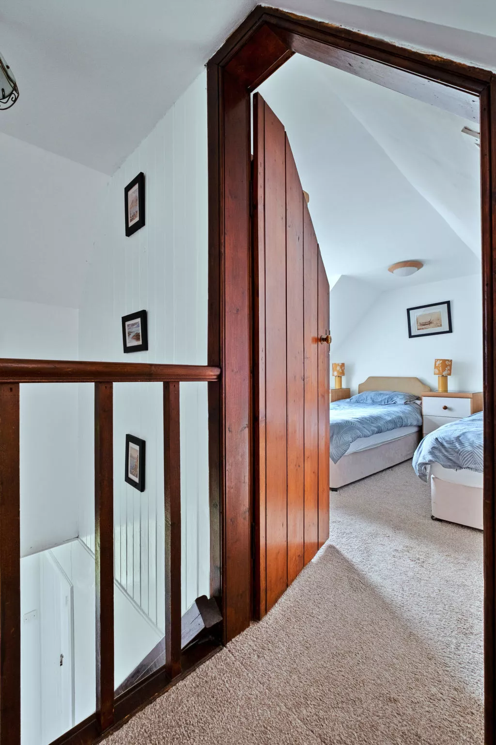 Lochead Cottage-Binnen