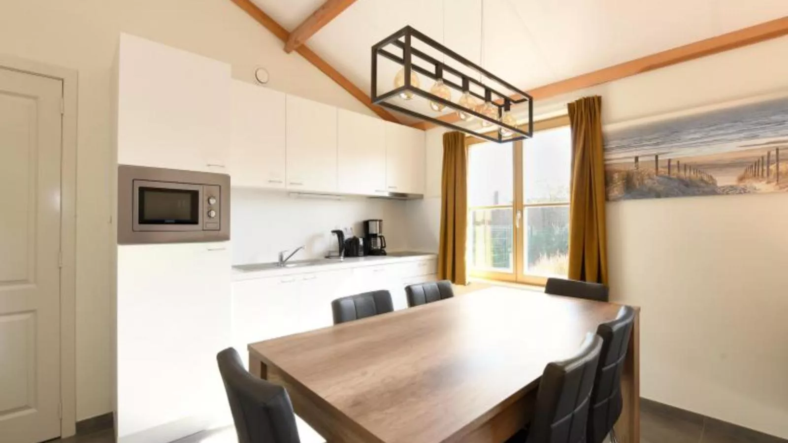 Westhinder I H19-20 Combi-Eetkamer