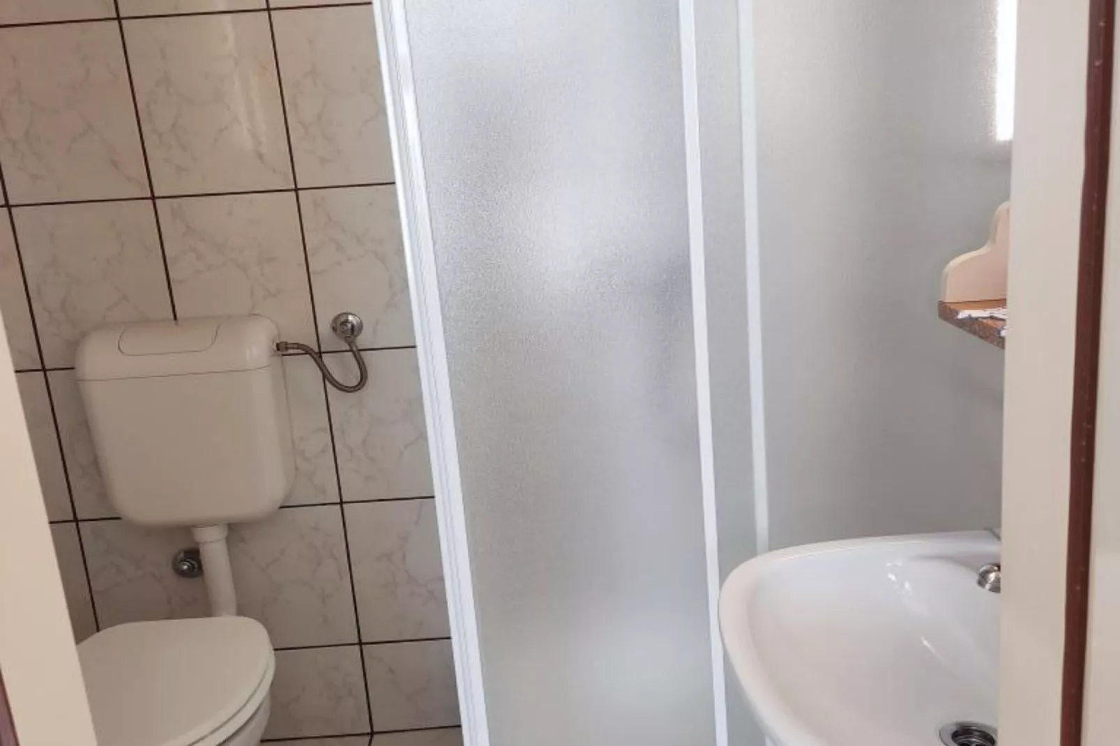 Apartment & Rooms Villa Oliva - Room 1-Badkamer