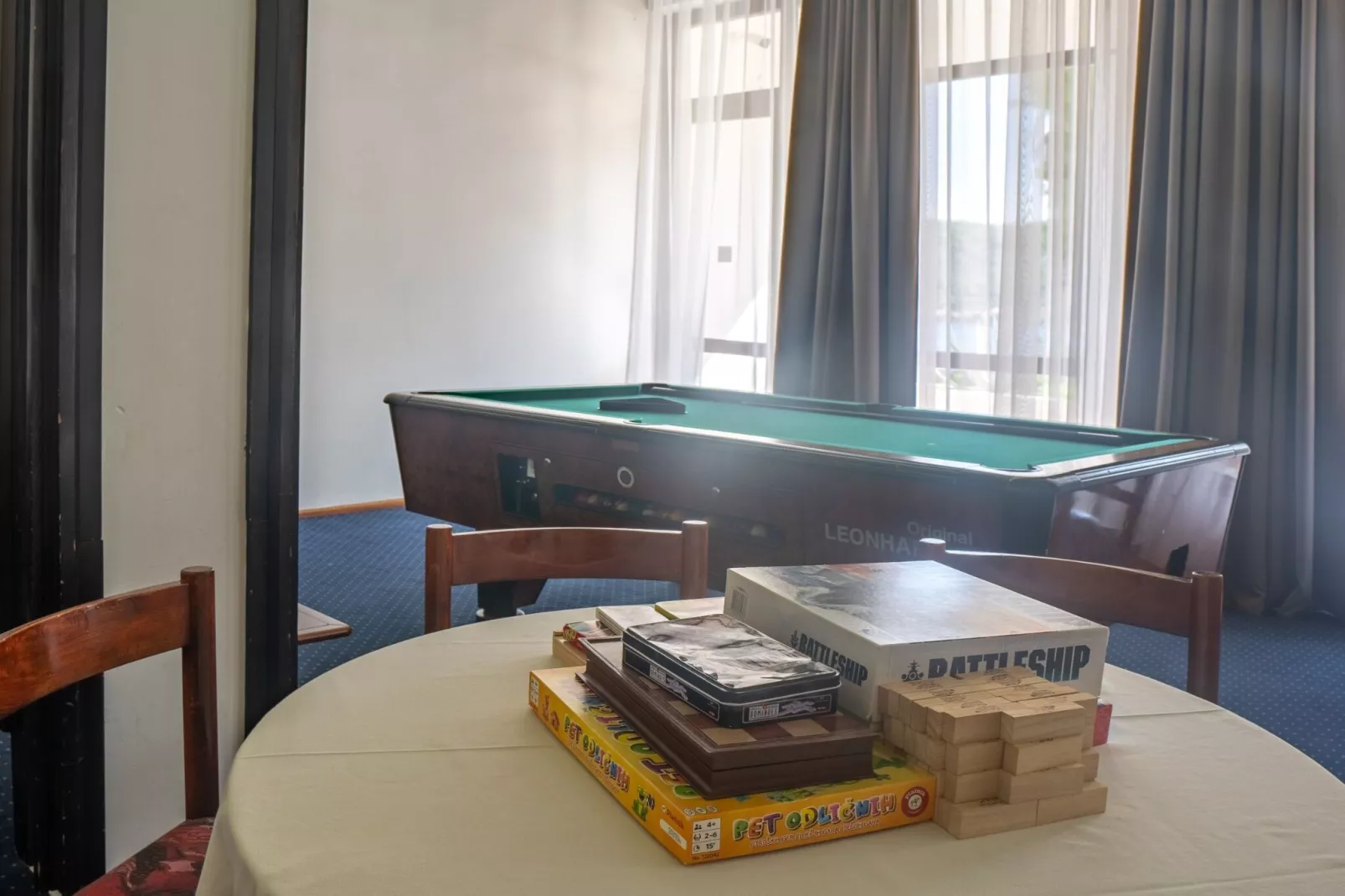 Hotel Issa - Double Room Sea View 3-Eetkamer