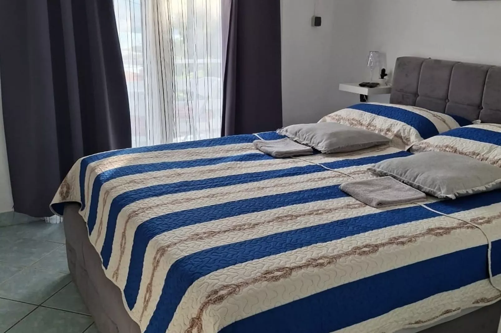 Apartments Boris Donji Karin - One Bedroom Apartment (Deluxe Apartment)-Slaapkamer