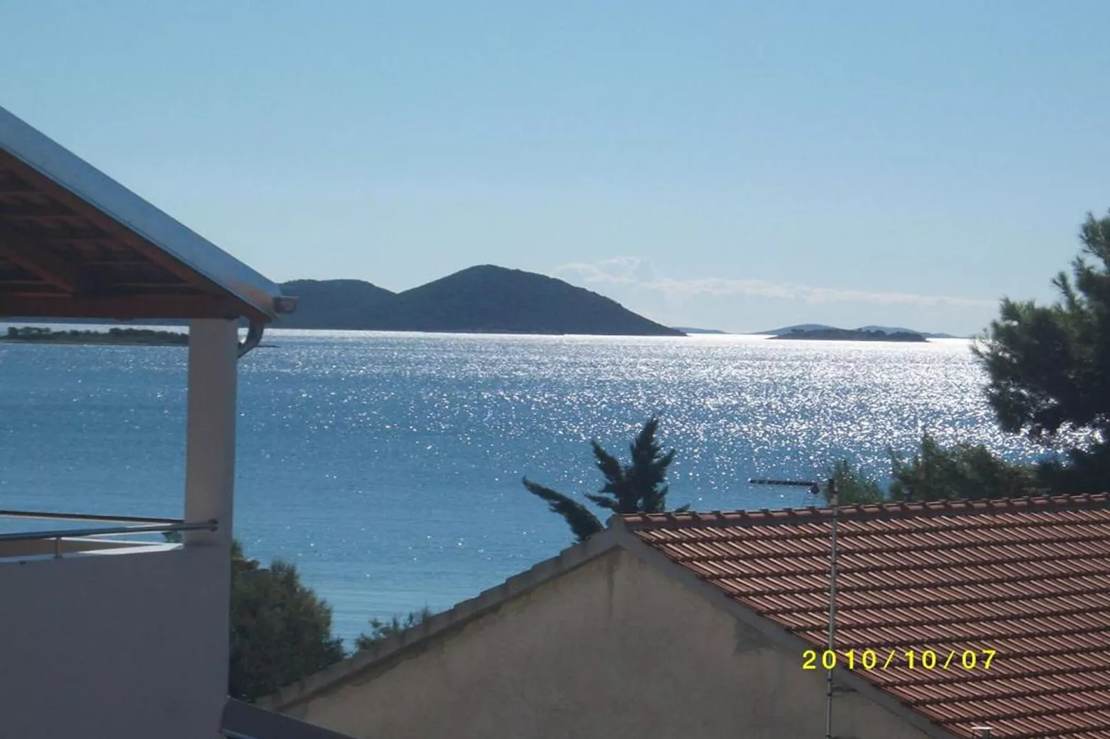 Apartments A&N Pakoštane - Two Bedroom Apartment with Sea View  (A2)-Buitenlucht