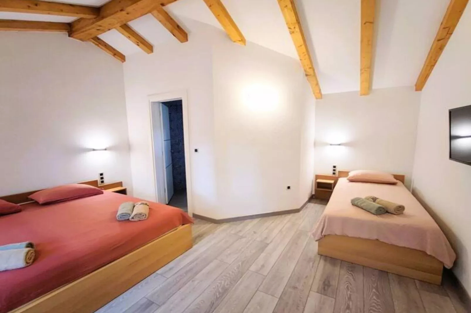 Villa Galant Brgudac - Private Oasis with Pool-Slaapkamer