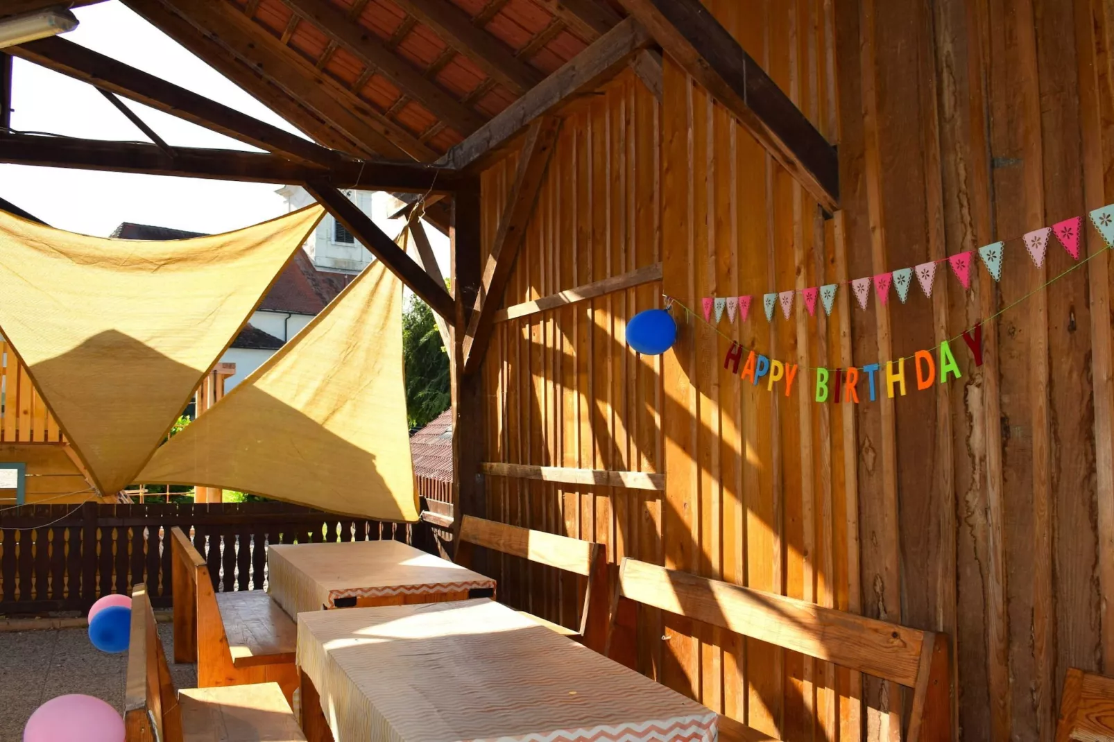 Zevnik Quiet Retreat with Stunning Views and Equestrian Activities - Triple Room with Private  Bathroom-Buitenlucht