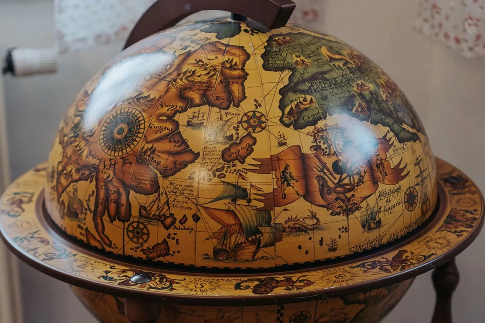 Enchanted Misty Valley Cottage Apartments - Classic One Bedroom Apartment (owner 2)-Binnen