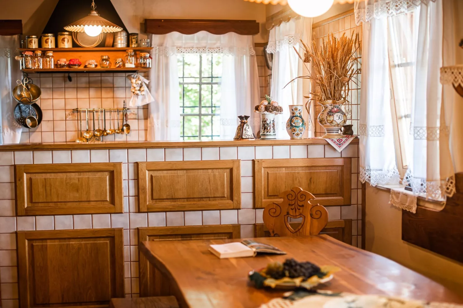 Cozy Countryside Retreat Villa with Hot-Tub - Two Bedroom Villa with Hot Tub-Keuken