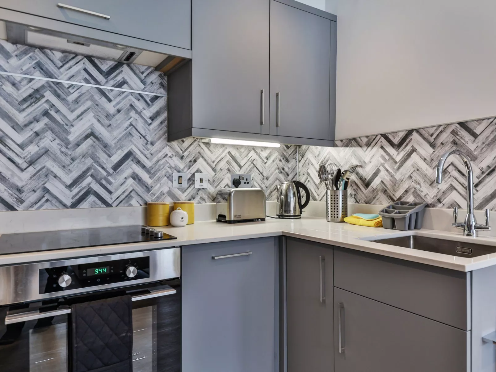 Belle House, Apt 2-Binnen