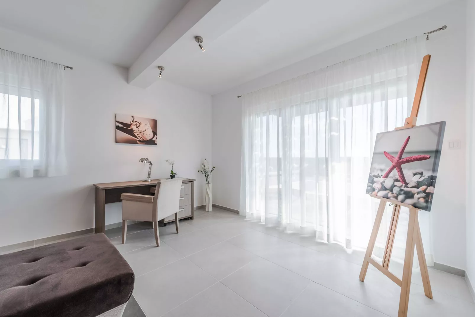 Luxury Escape with Swimming Pool & Modern Design - Four Bedroom Villa with Private Pool ( Villa 1)-Woonkamer