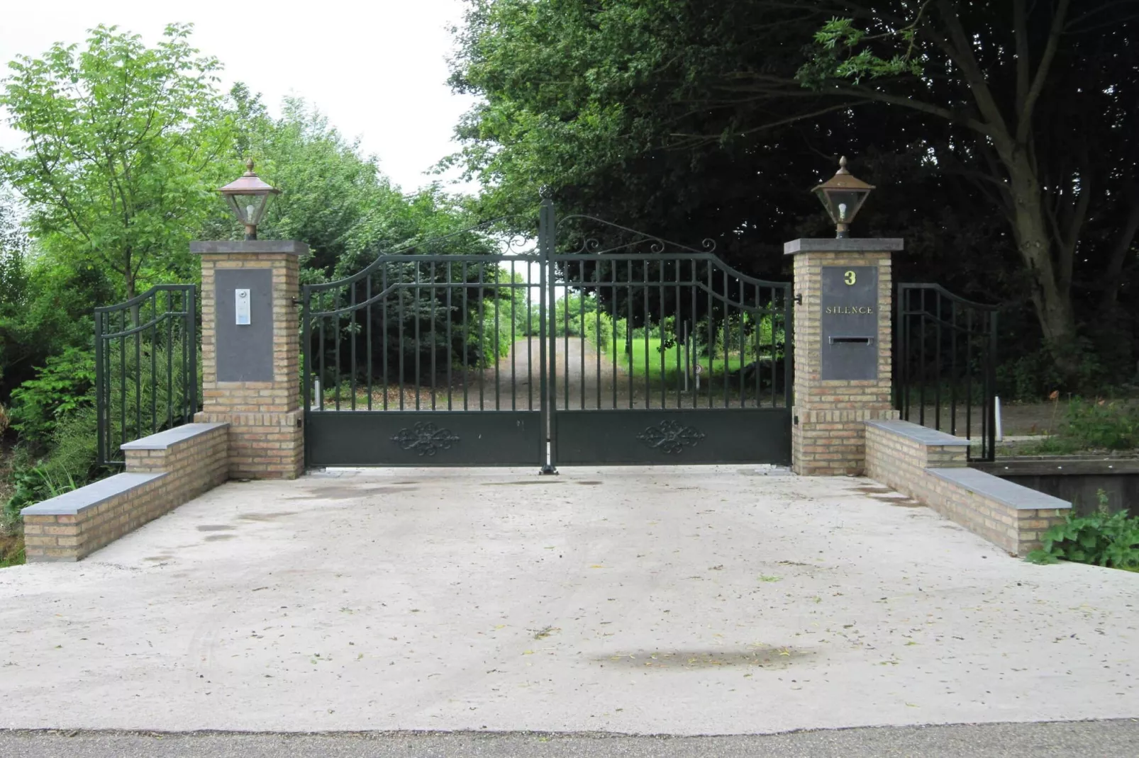 BELLEVUE-Hal-ontvangst