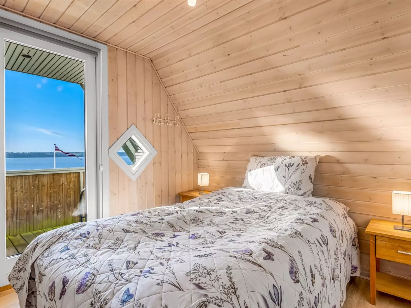 "Elisabete" - 600m from the sea-Binnen