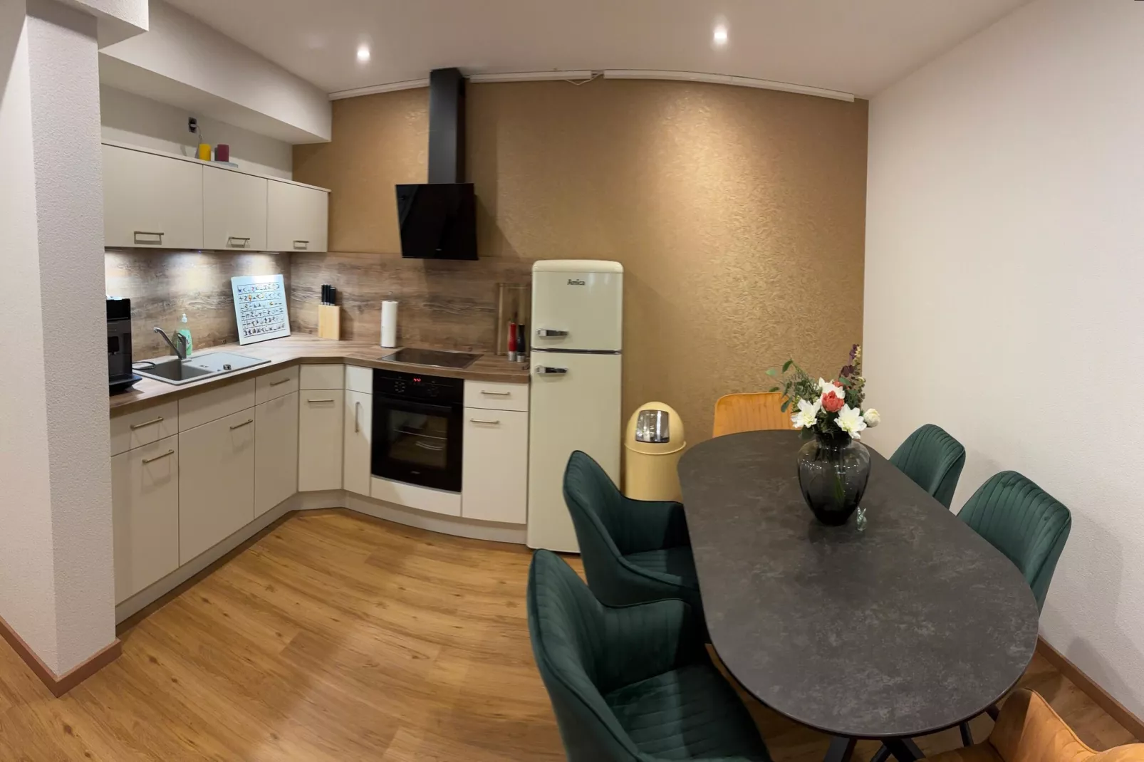 Luxuriöses Wohnen im historischen Haus-Keuken