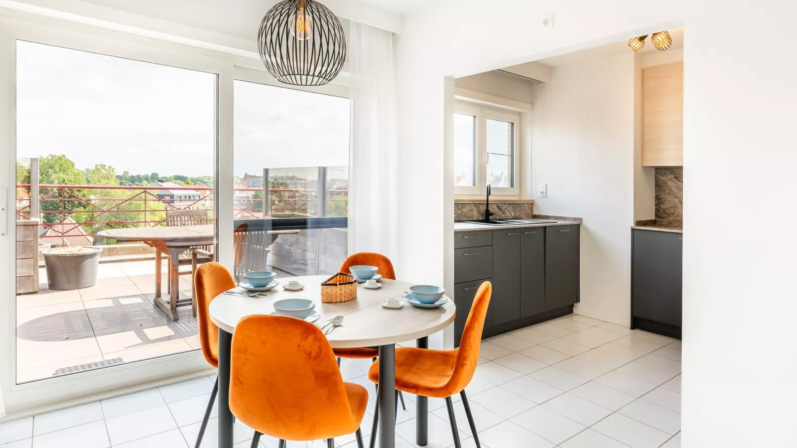 La Bohème vijfde-Eetkamer