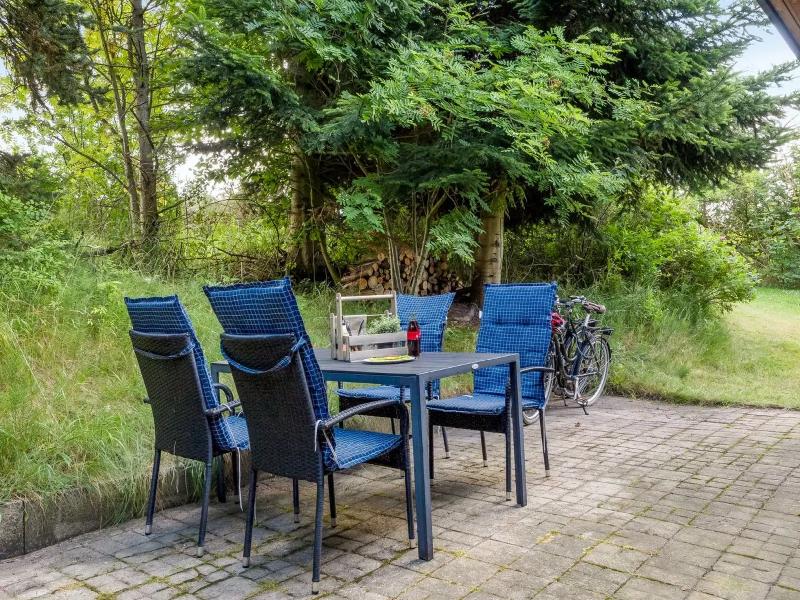 "Wenche" - 840m from the sea-Buiten