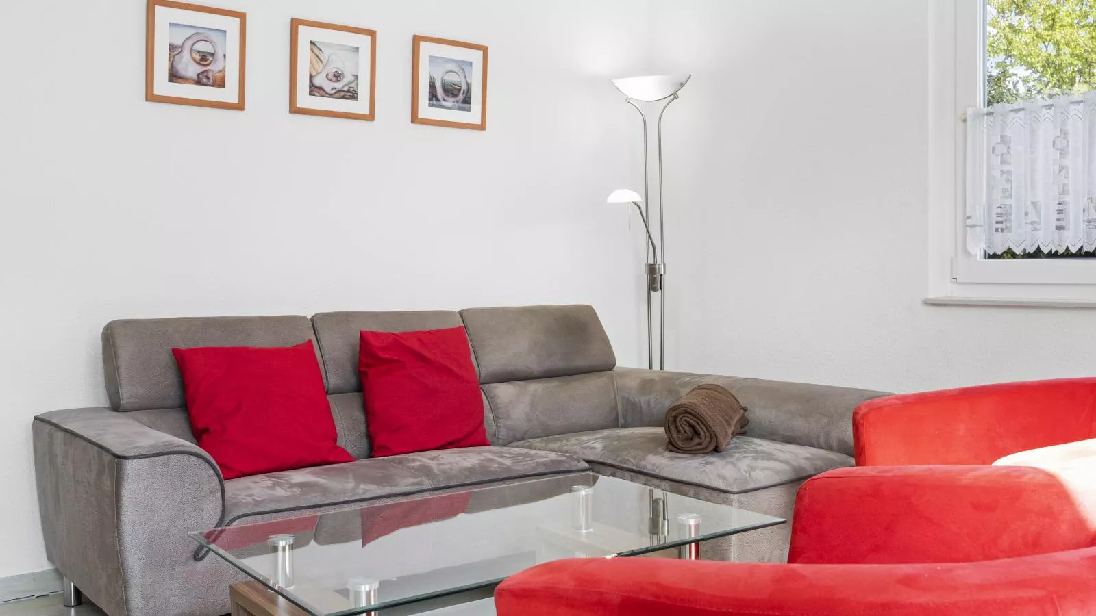 Windflüchter links mit Sauna-Woonkamer