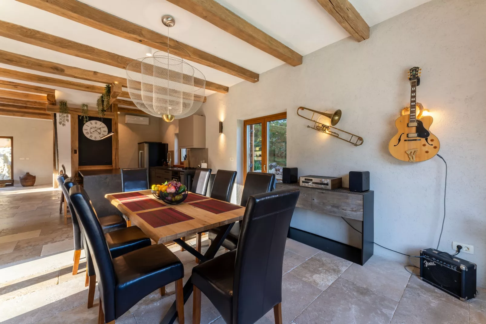 Authentic Villa Fisola-Eetkamer