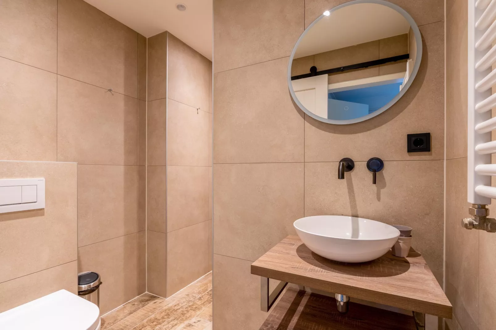 De Anna 222 - Strand-Badkamer