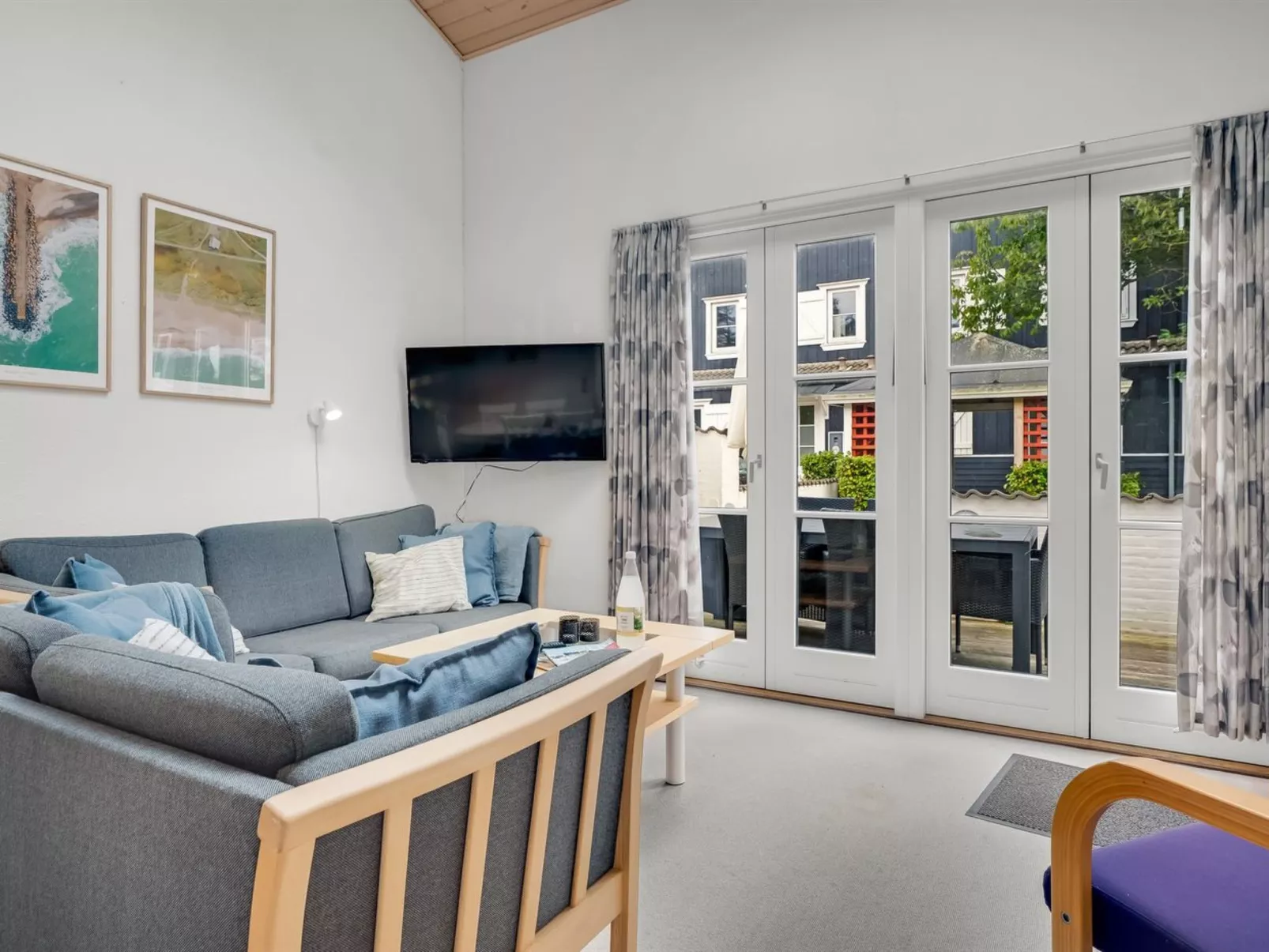 "Epiphania" - 100m to the fjord-Binnen