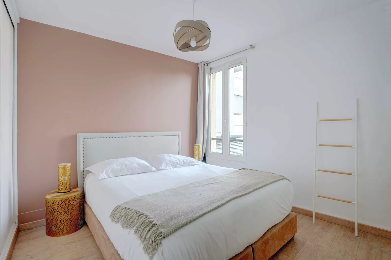 TB-101-THOREZ-Slaapkamer