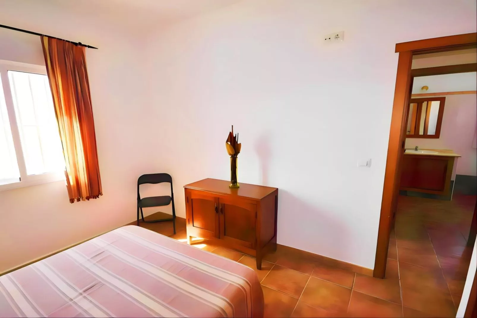 1780-+34636792434-Slaapkamer