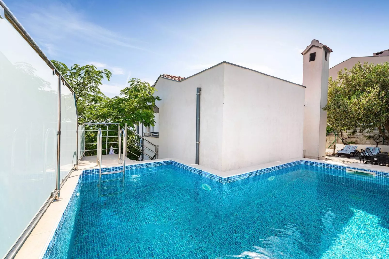 Sea view apartment Dajana-Zwembad