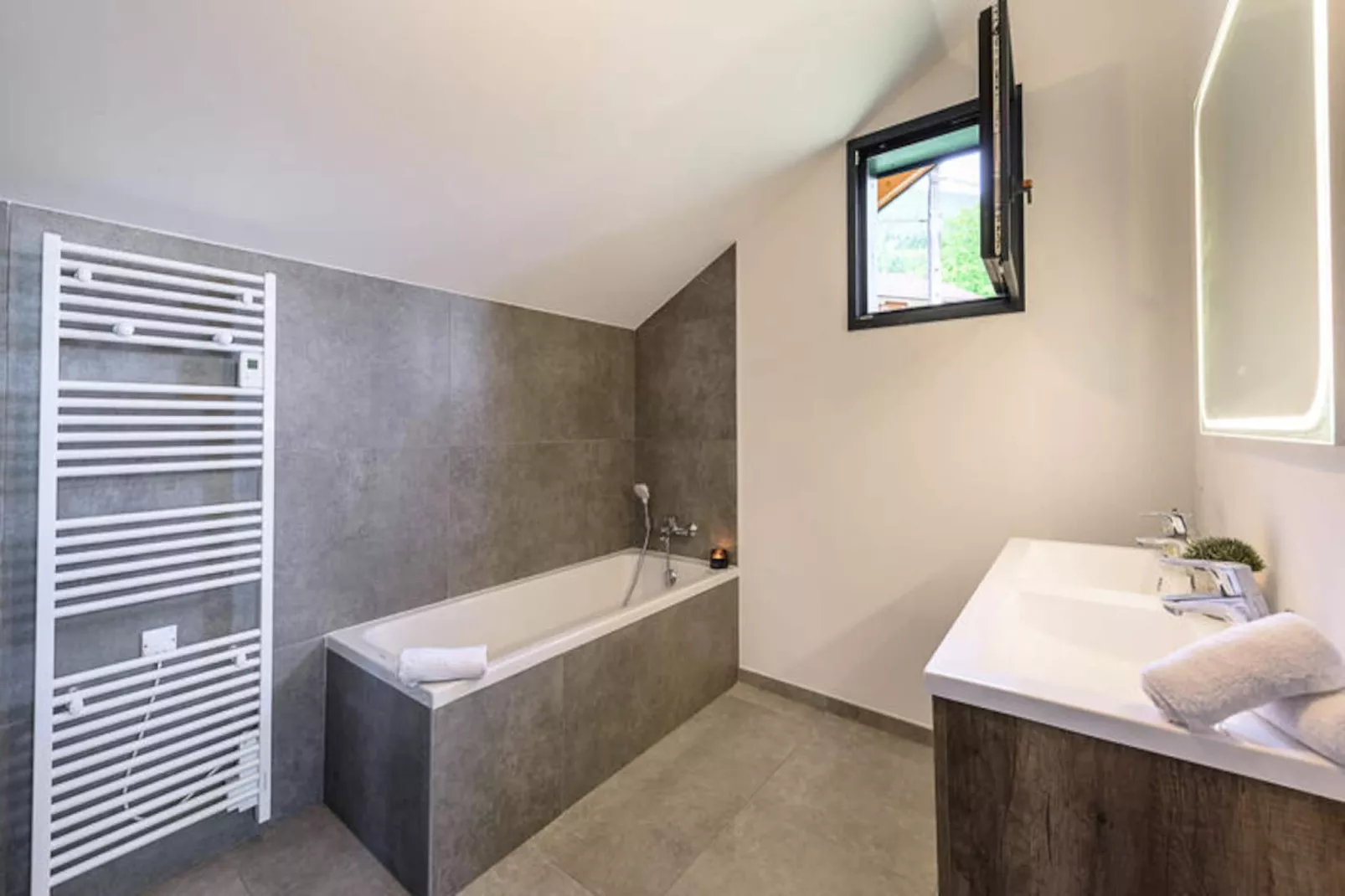 Maison à Saint-Jorioz-Niet-getagd