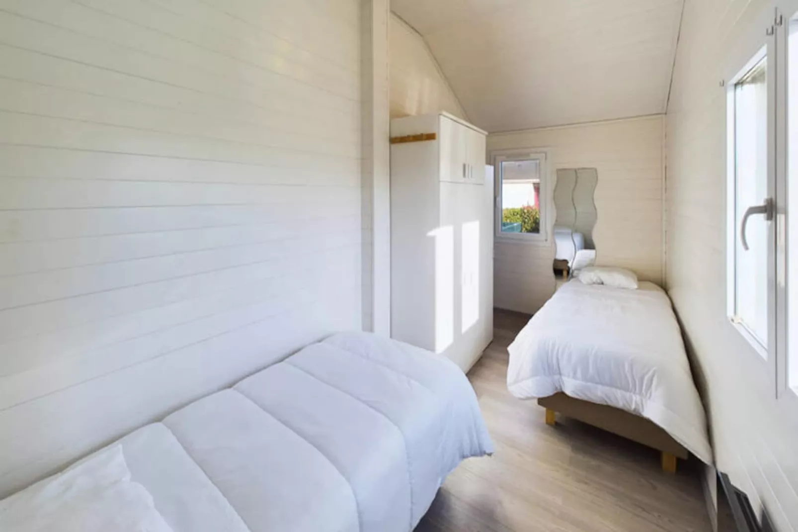 Mobil Home - Bungalow - Cottage à Pont l'Abbé-Niet-getagd