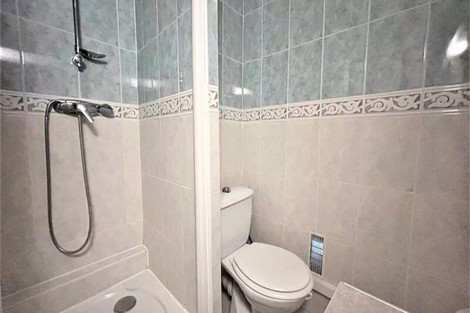 Résidence Flore-Niet-getagd