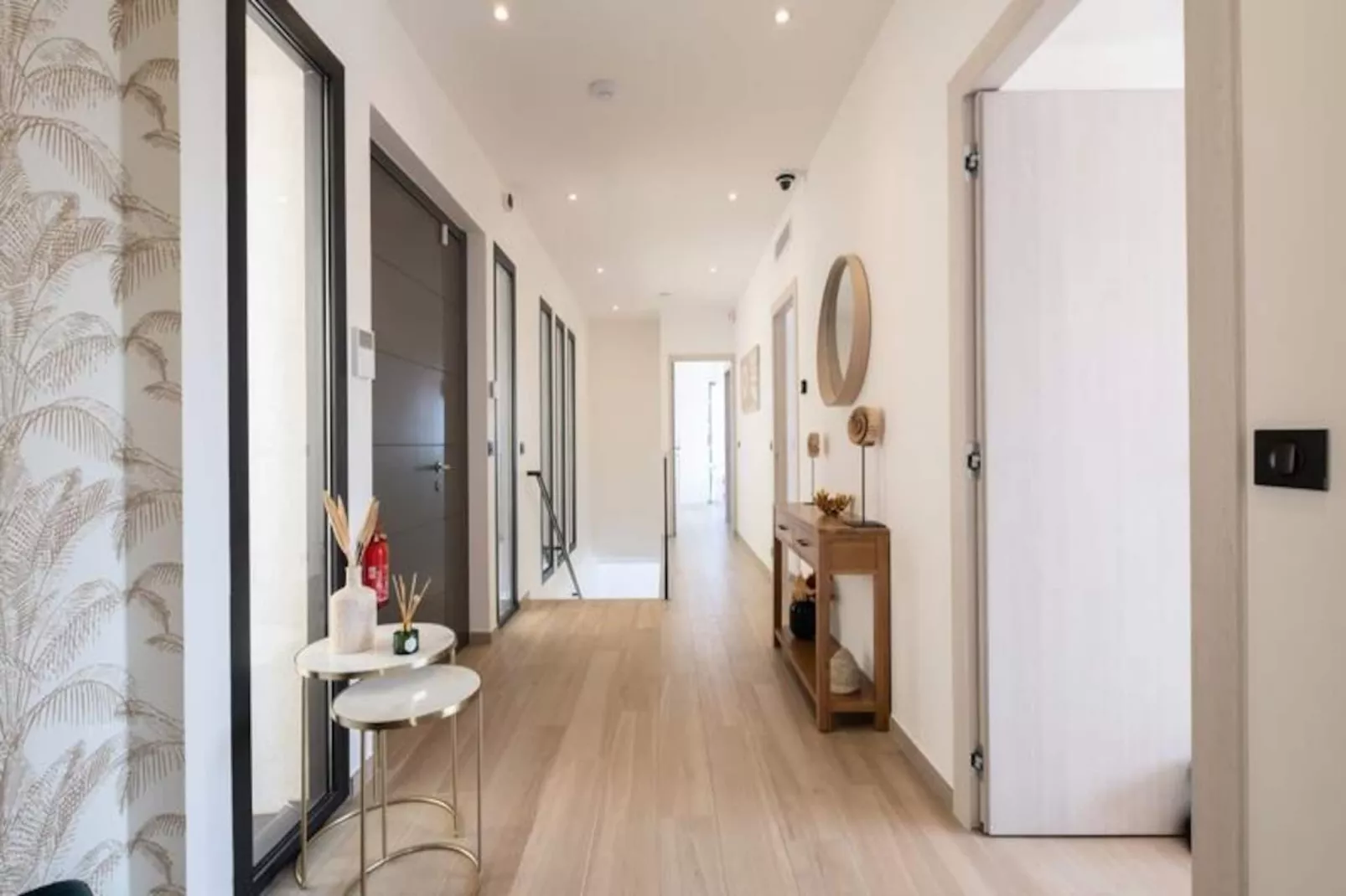 Résidence Maison D'architecte Avec Piscine Chauff&eacute;e & Sublime Vue Mer-Niet-getagd