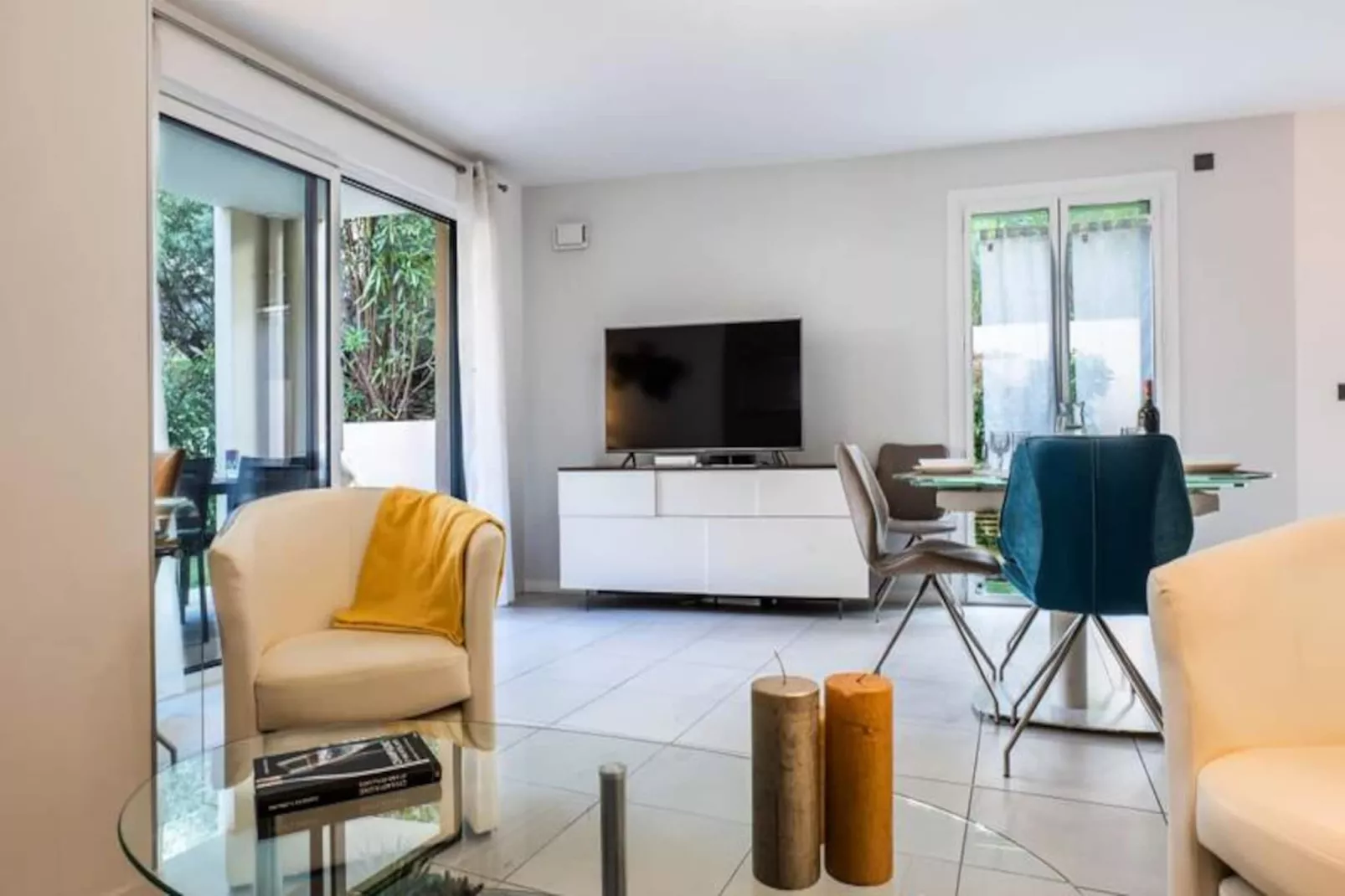 Résidence Rez-de-jardin Palm Beach, Piscine, Plages à Pied-Niet-getagd