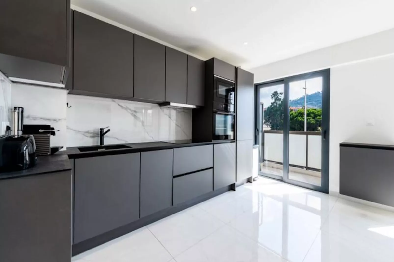 Résidence 2p Traversant, Centre Cannes, Rue D&rsquo;antibes-Niet-getagd