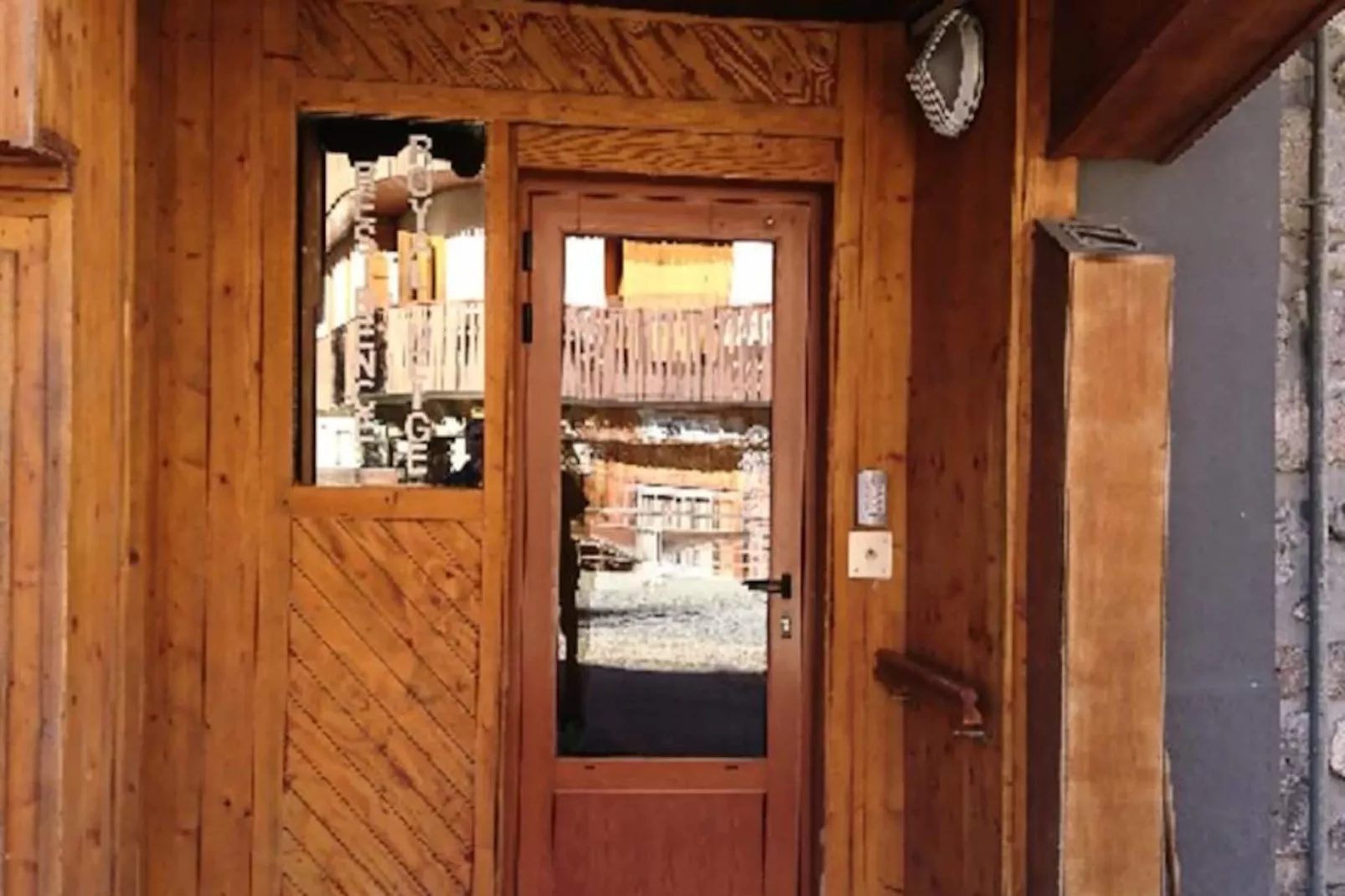 Résidence Royal Neige-Niet-getagd