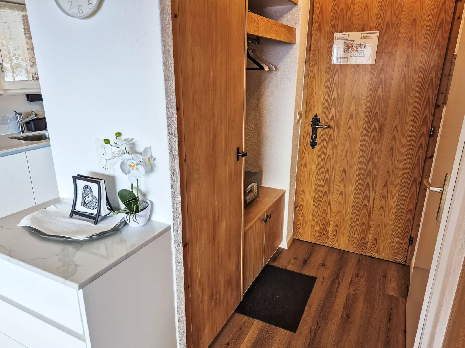 Les Thermalies 202-Binnen