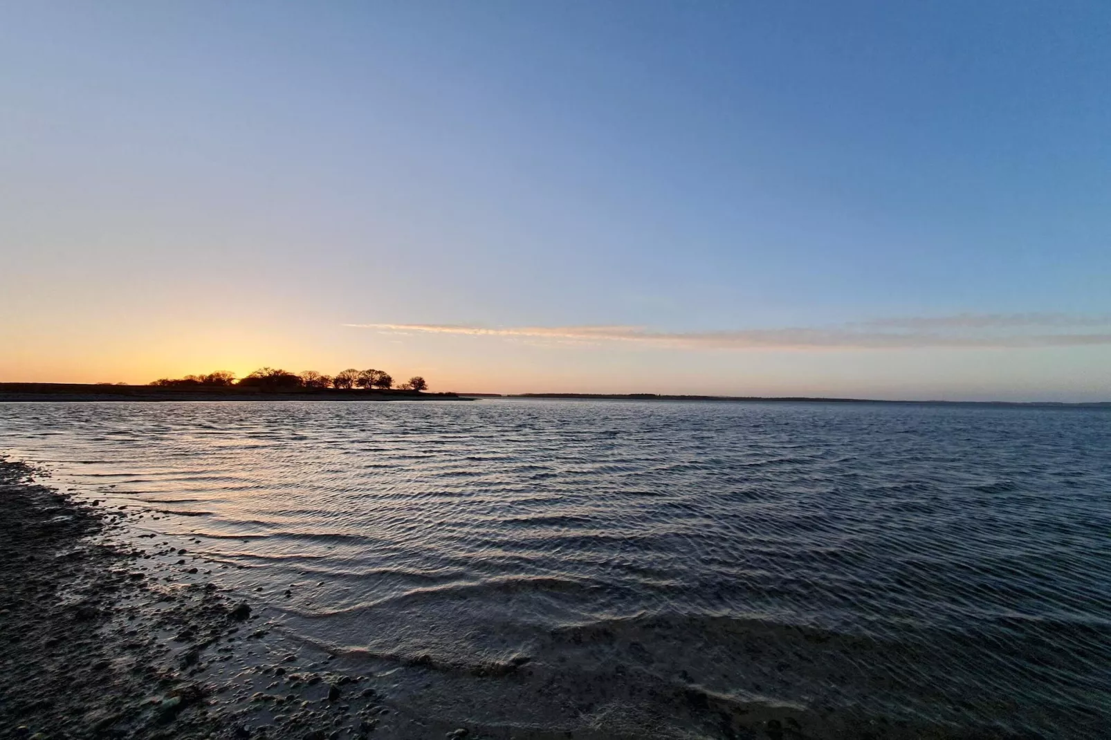 Kustcharme in Boged-By Traum-Waterzicht