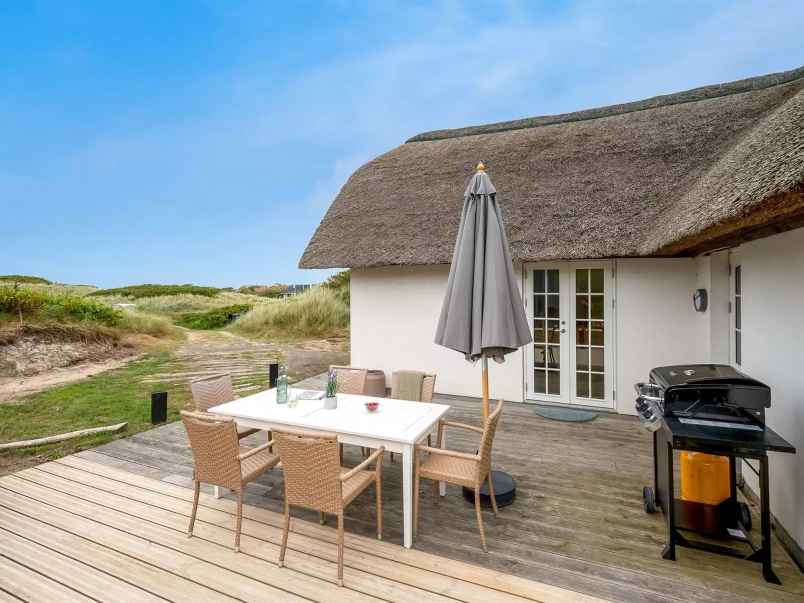 "Erle" - 200m to the fjord-Buiten