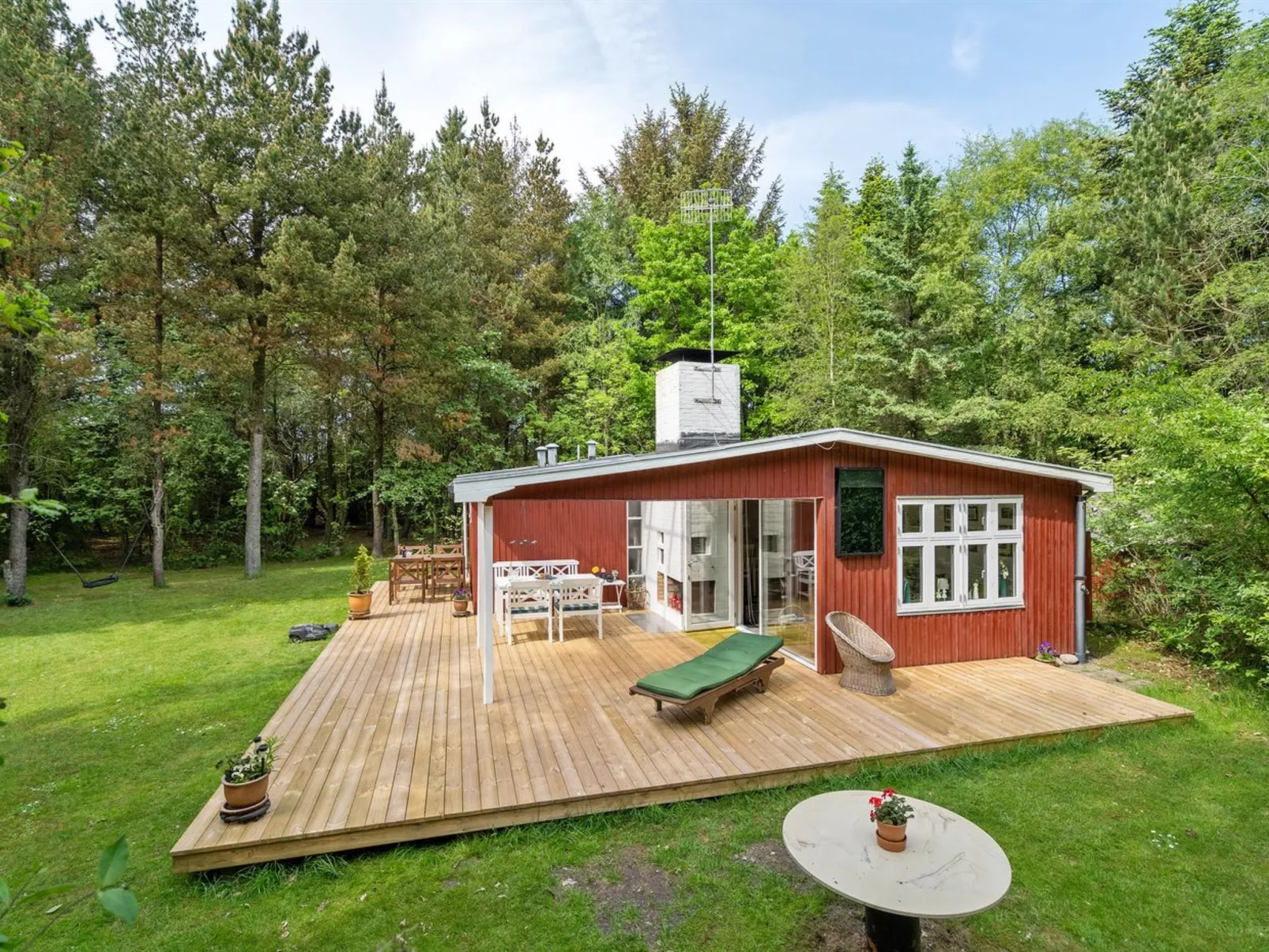 "Deik" - 2km to the fjord-Buiten