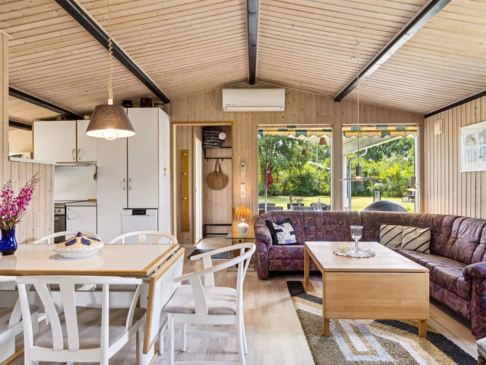 "Hanne" - 300m from the sea-Binnen