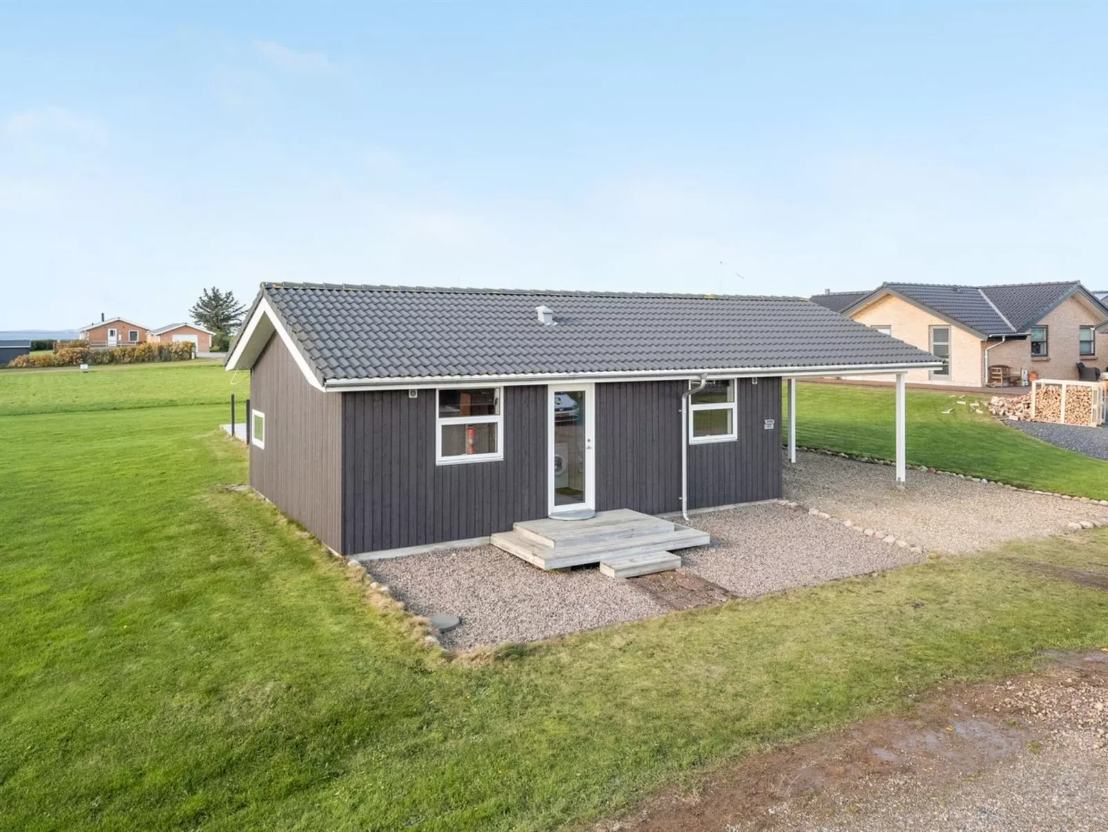 "Ginia" - 150m to the fjord-Buiten