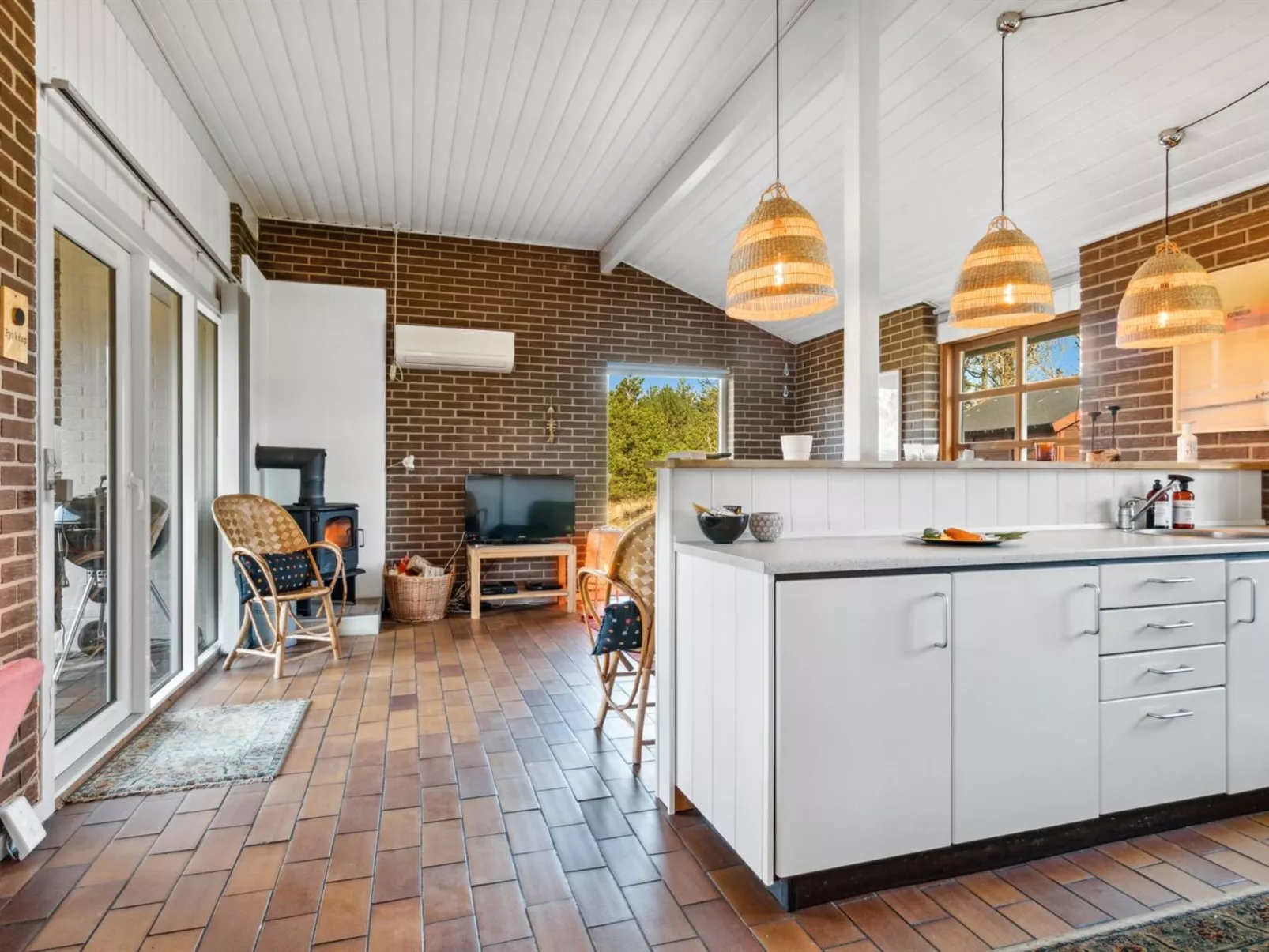 "Aurelie" - 800m from the sea-Binnen